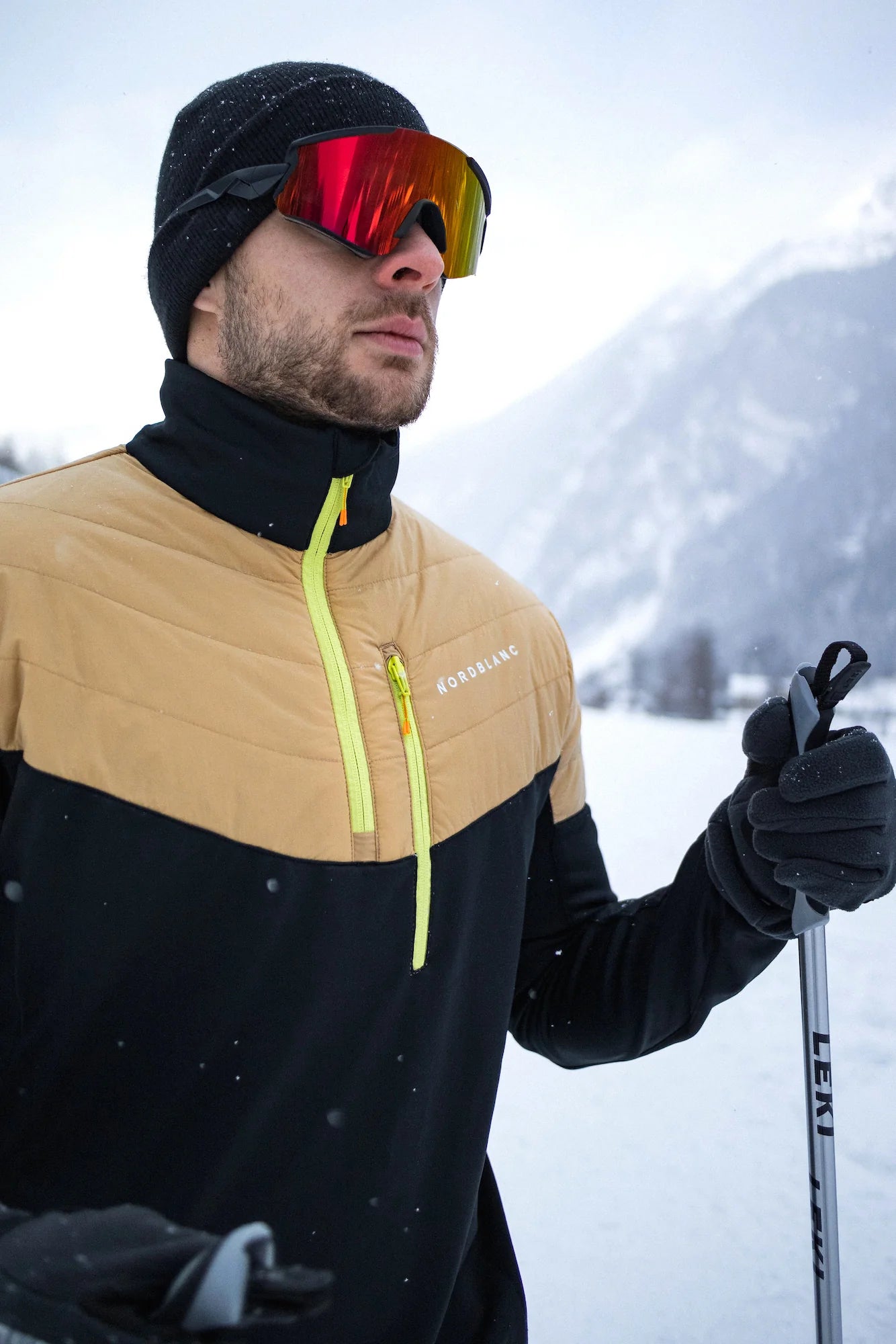 Sportdzseki férfi - TURTLENECK bézs-4
