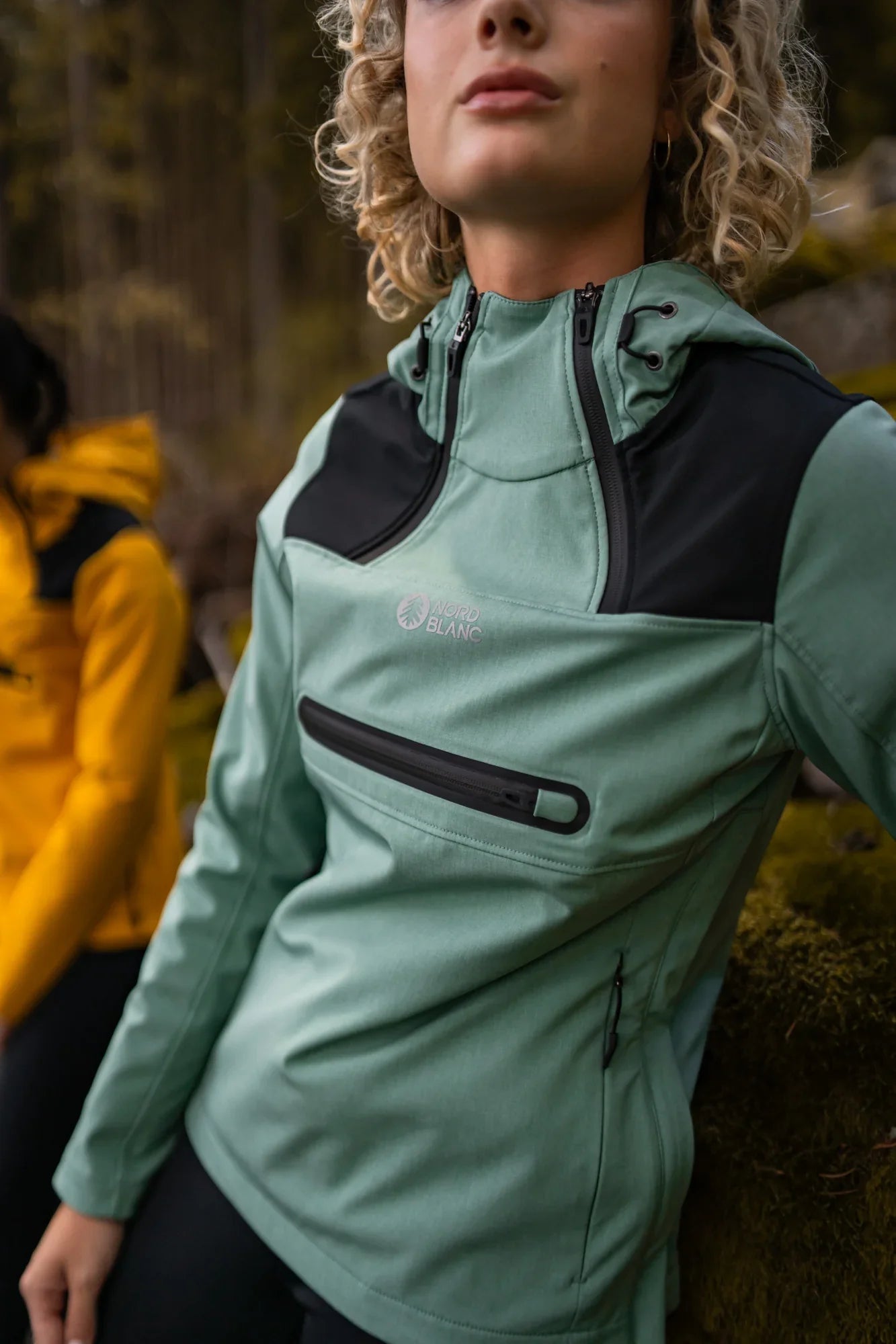 Waterproof light softshell anorak women's - KANGAROO green-4