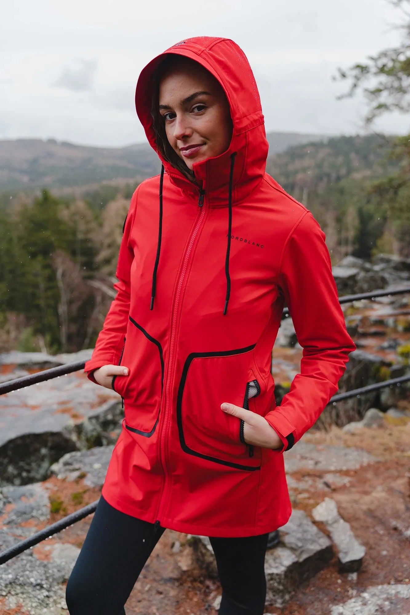 Waterproof light softshell parka women's - HEAVENLY red-3