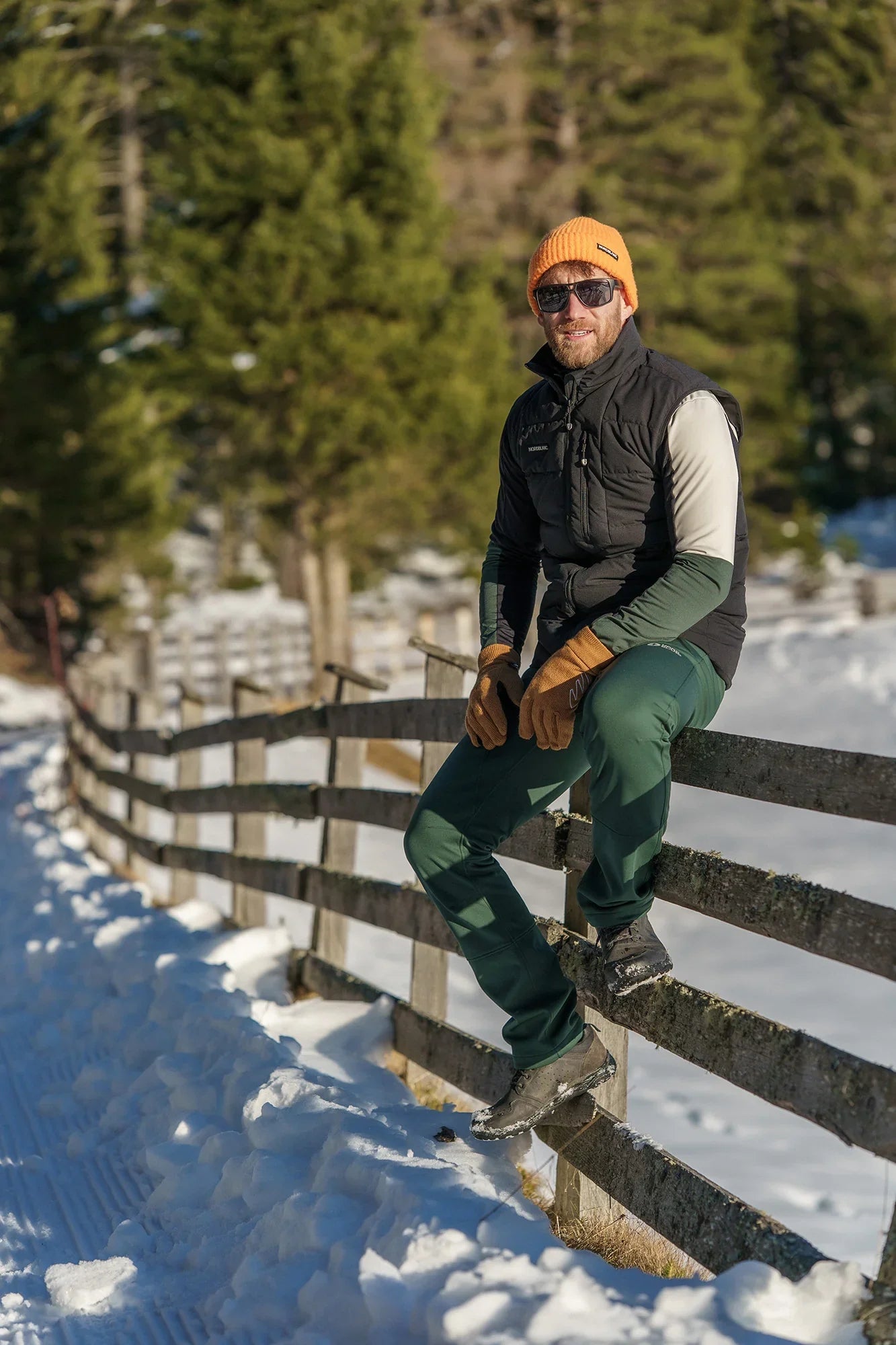 Winter vest men's - MAGMA black-5
