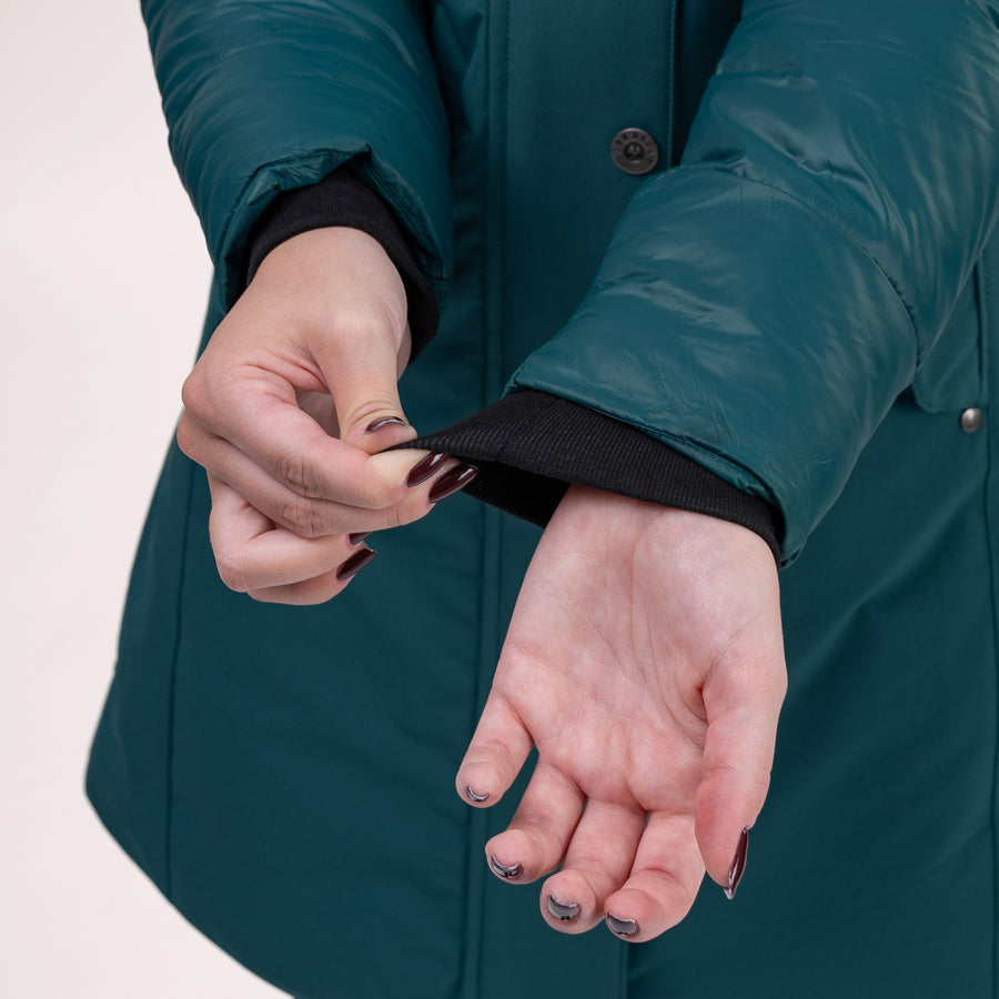 Inner elastic cuff in the sleeve