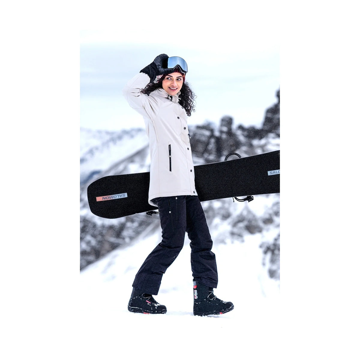 Winter and ski jacket women's - SLEDDING beige – image 3