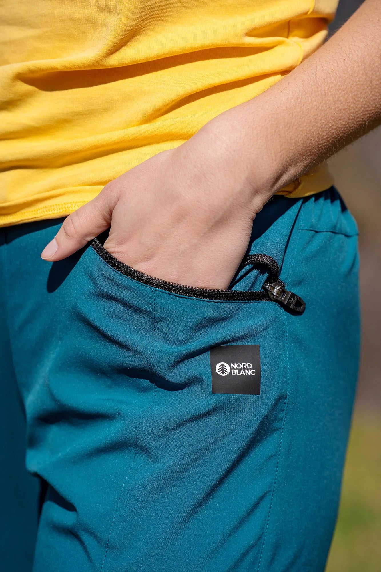 Könnyű outdoor rövidnadrág női - INSPIRE zöld-5