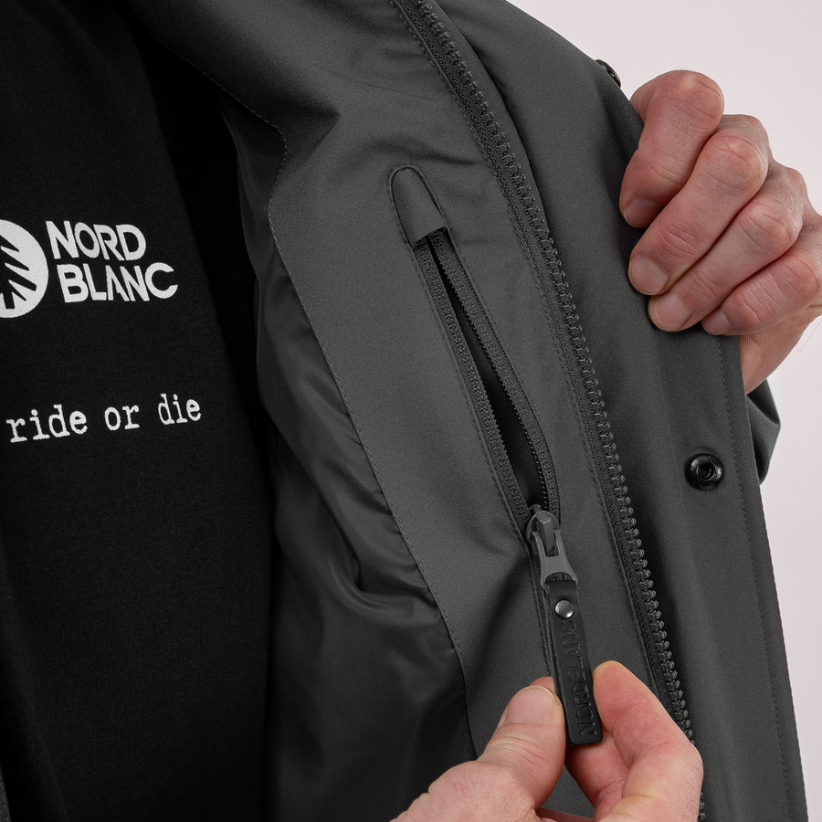 Innere Brusttasche