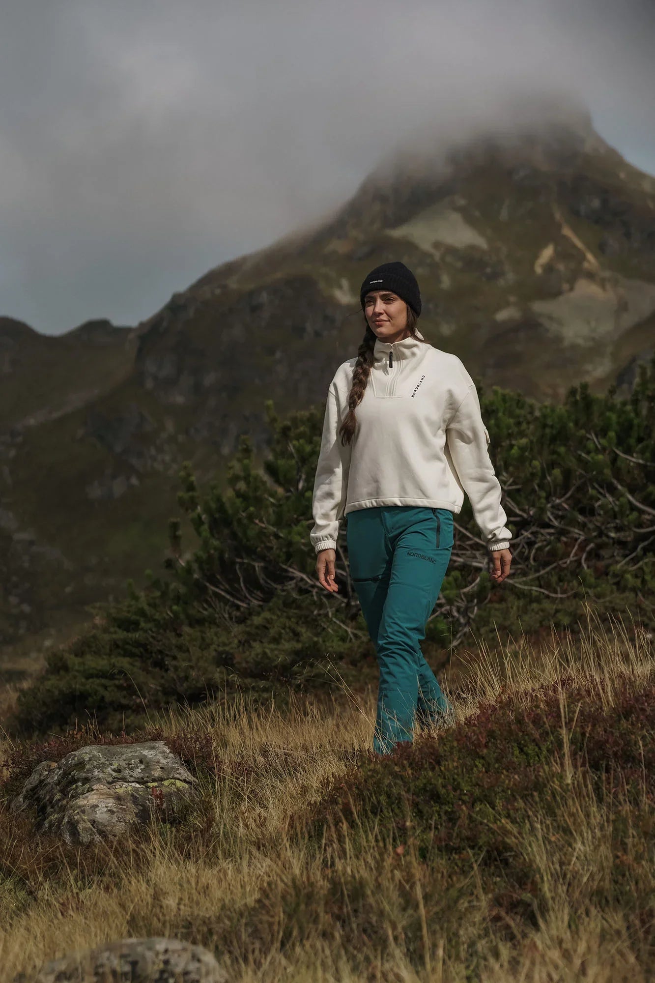 Outdoor waterproof pants with fleece women's - FLOE green-3