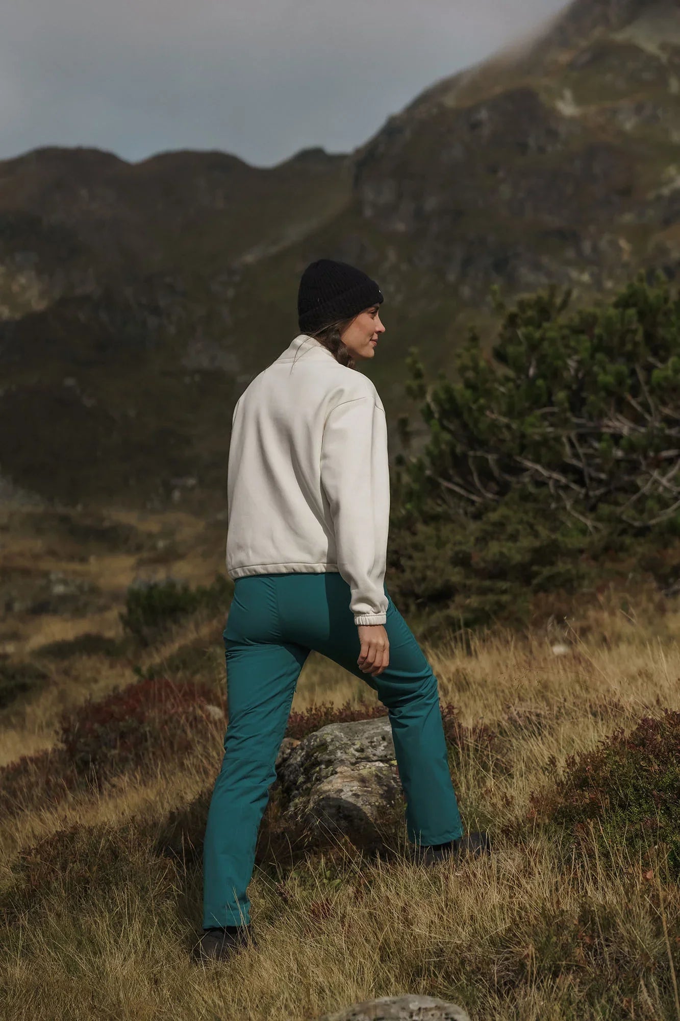 Outdoor waterproof pants with fleece women's - FLOE green-6