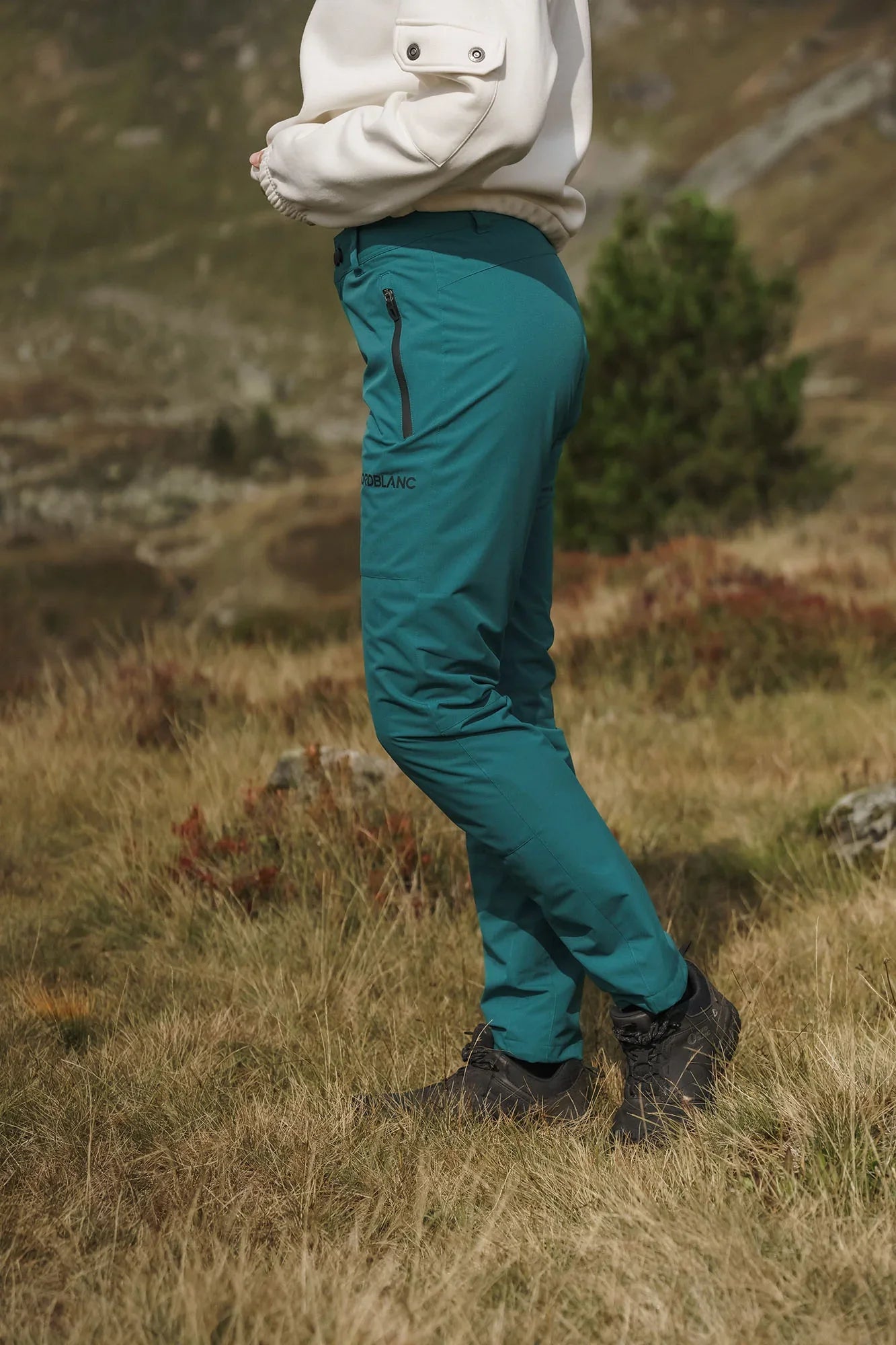 Outdoor waterproof pants with fleece women's - FLOE green-9