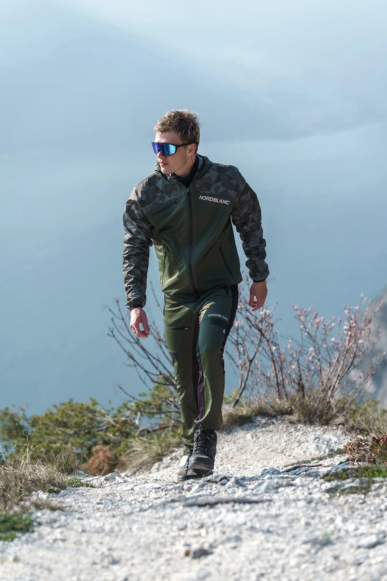 Wasserdichte Leichte- Softshelljacke Herren - RIGHT grün-3