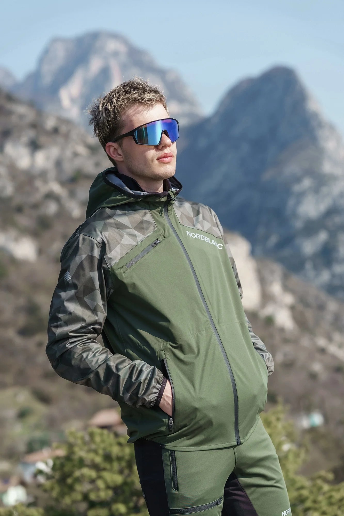 Wasserdichte Leichte- Softshelljacke Herren - RIGHT grün-8