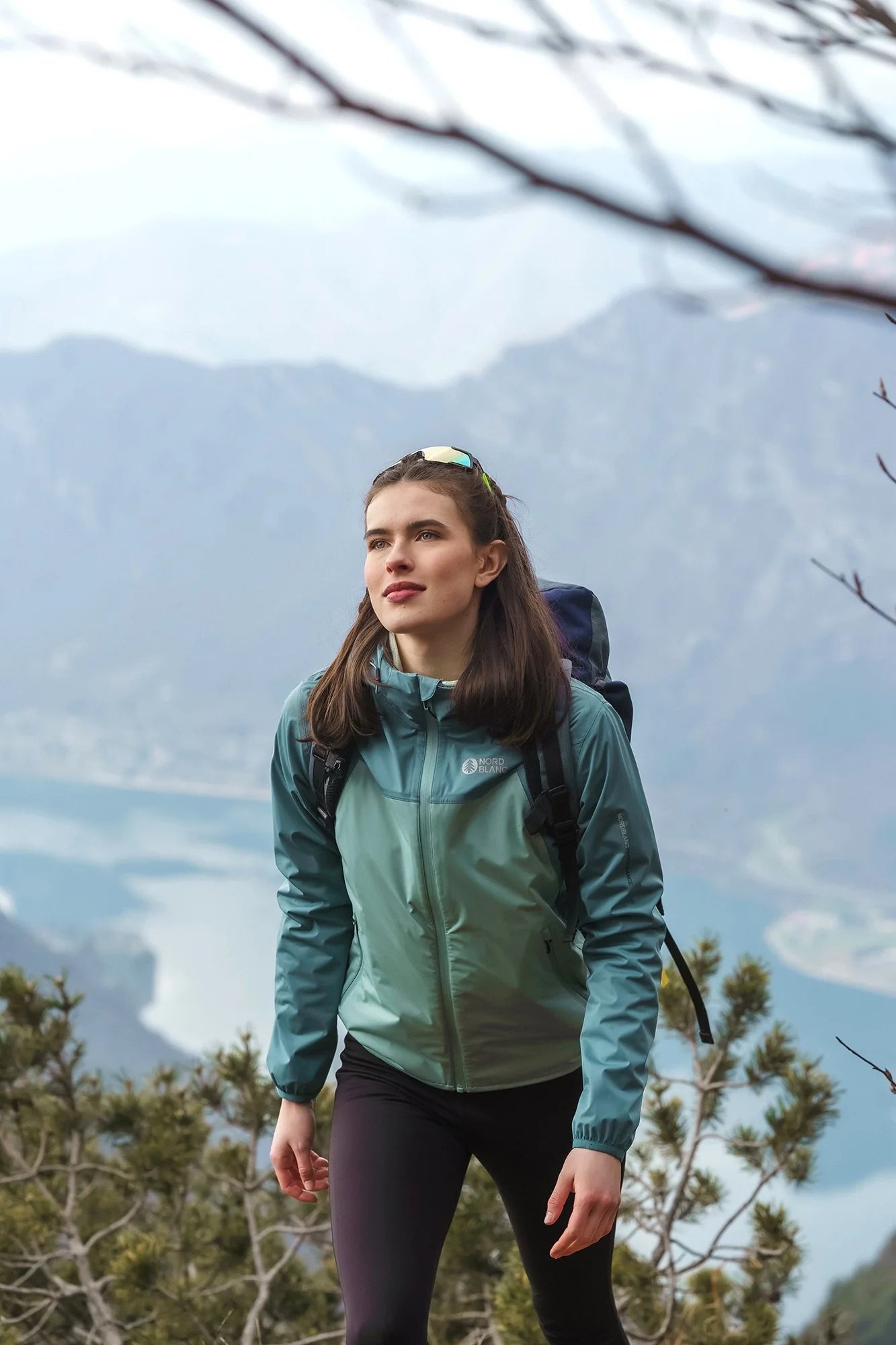 Vodootporna lagana softshell jakna ženska - OUTLAND zelena-3