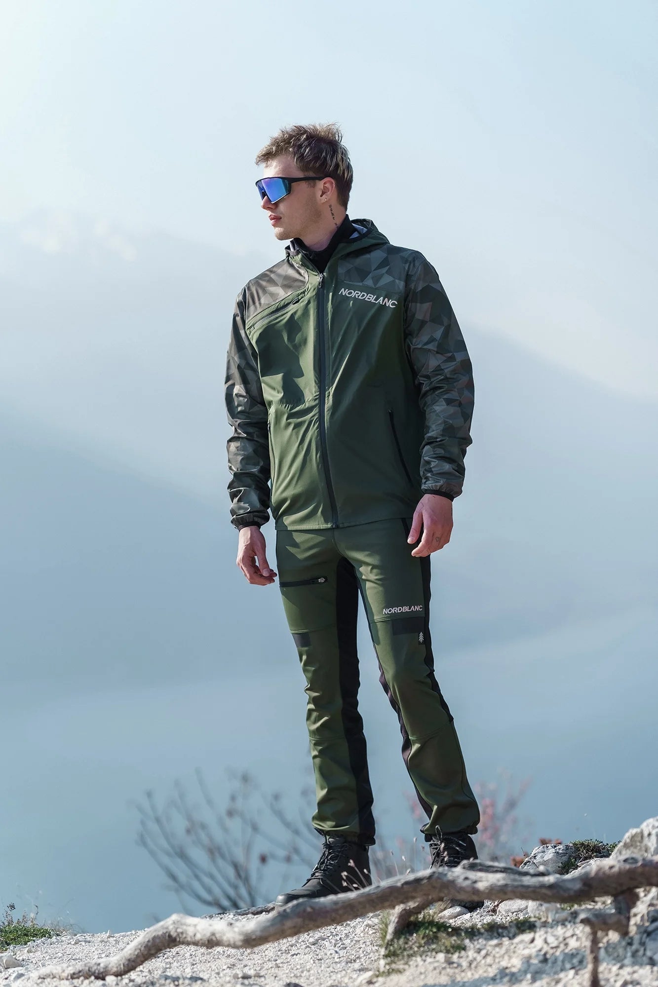 Könnyű vízálló softshell nadrág férfi - RIDGEWALK zöld-3